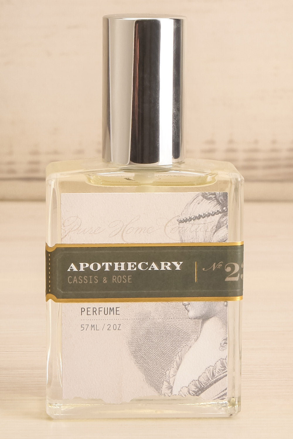 Cassis & Rose Perfume | Maison Garçonne close-up