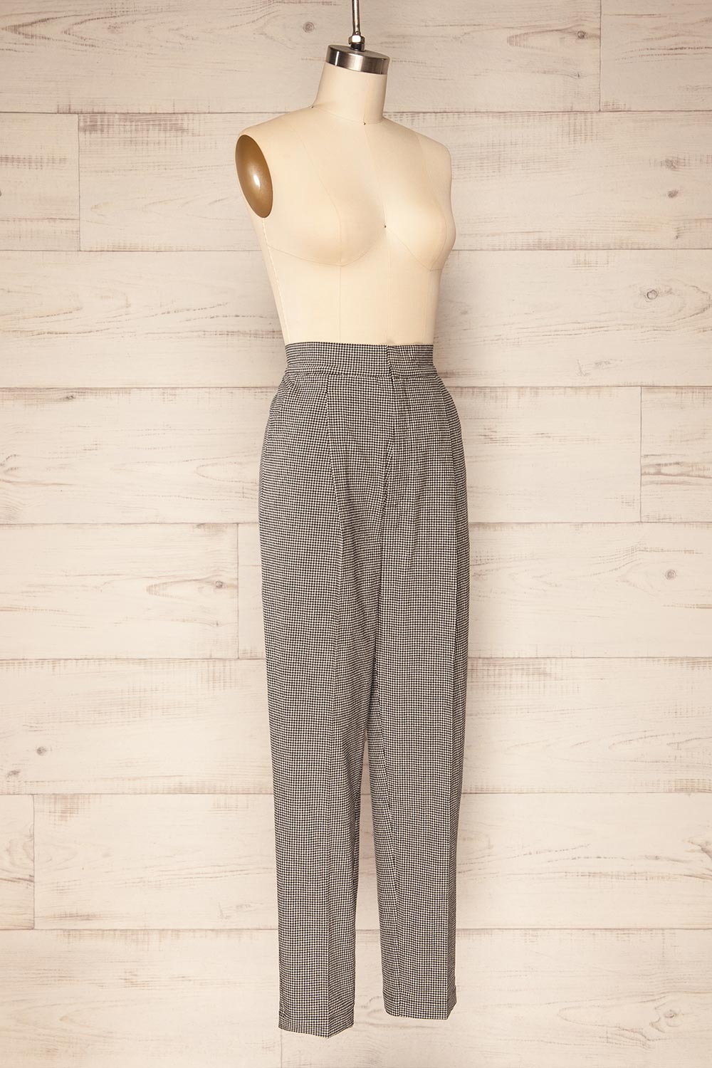 Clyde High-Waisted Gingham Pants | La petite garçonne side view