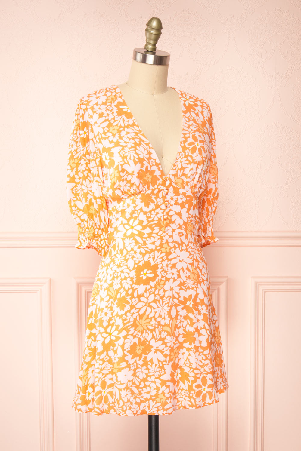 Colbie Short Chiffon Floral Dress w/ 3/4 Sleeves | Boutique 1861  side view