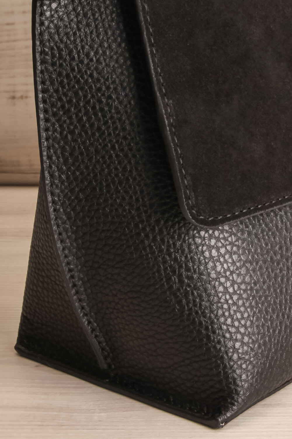 Collatum Black Ted Baker Handbag | La Petite Garçonne Chpt. 2 4