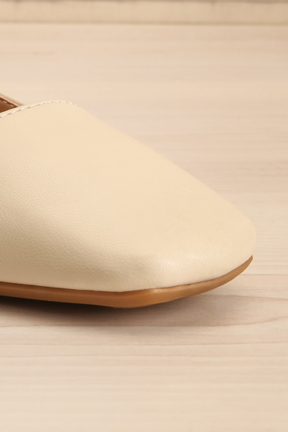 Coma Beige Square Toe Mary-Jane Flats | La petite garçonne front close-up