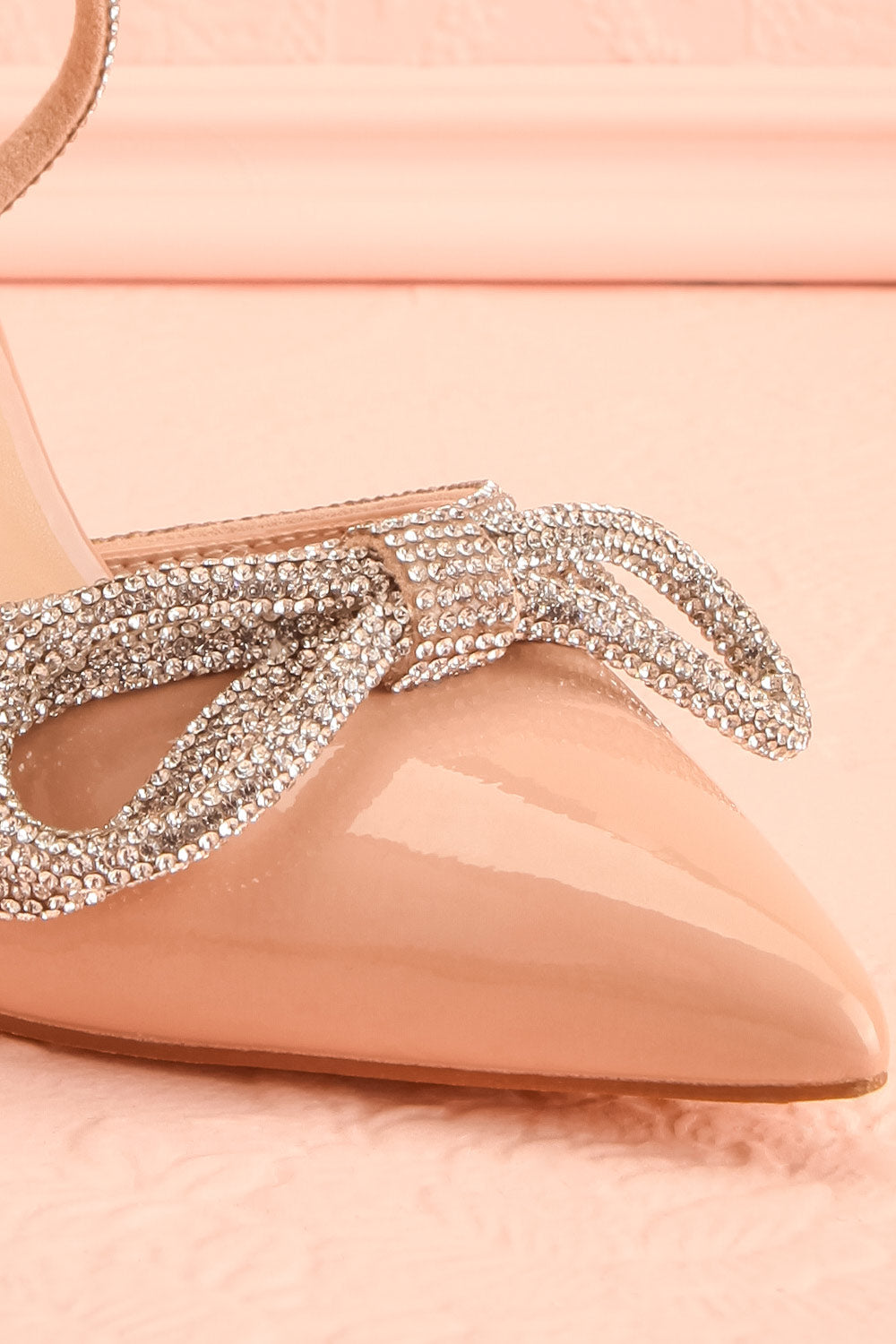 Commeatus Beige Pointed-Toe Heels w/ Sequin Bow | Boutique 1861 front close-up