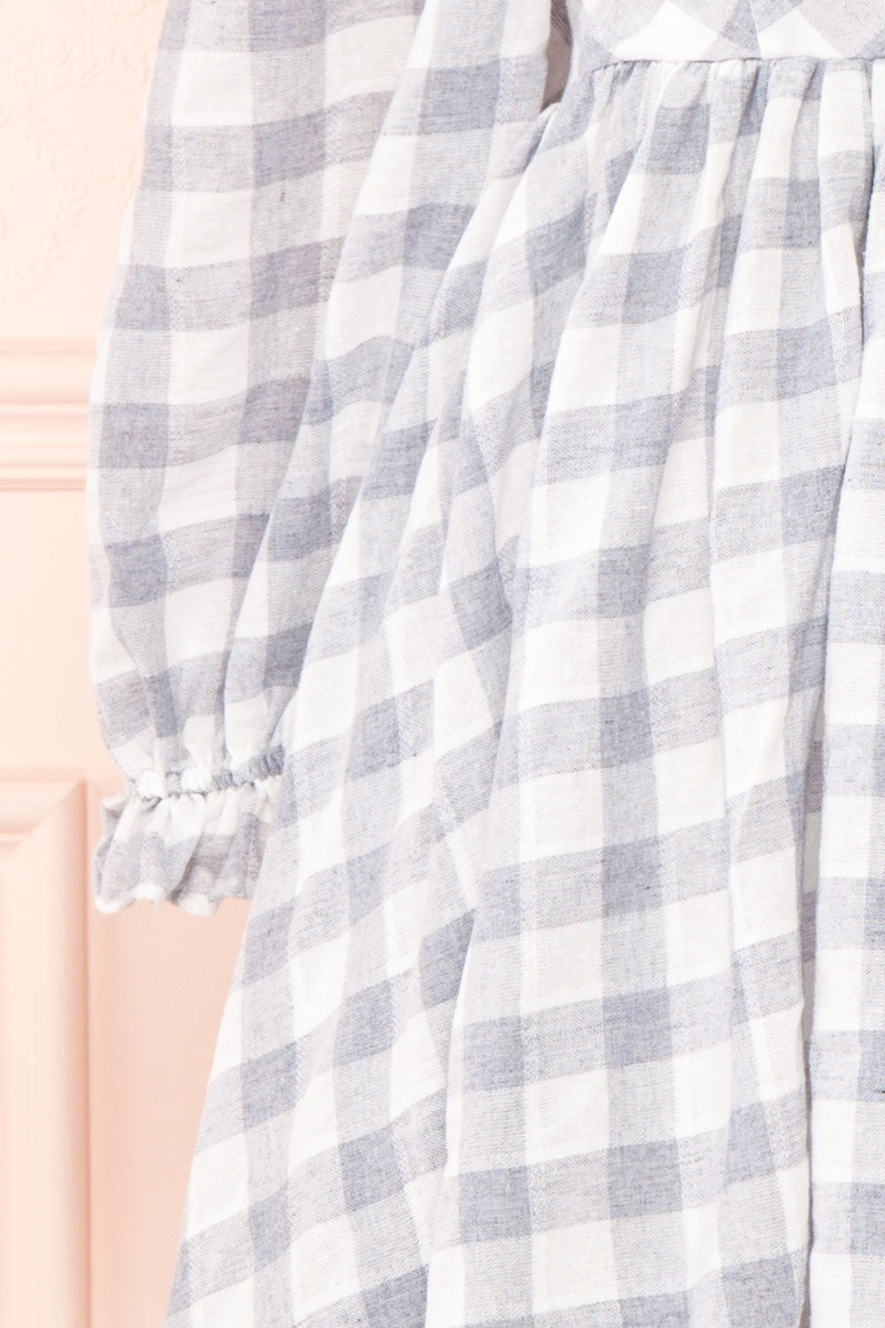 Conie Blue | Puffed Sleeves Short Checkered Dress sleeve