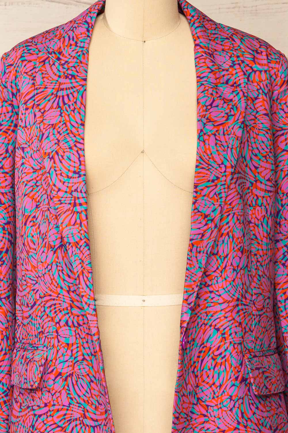 Cornella Psychedelic Pattern Blazer | La petite garçonne open close-up