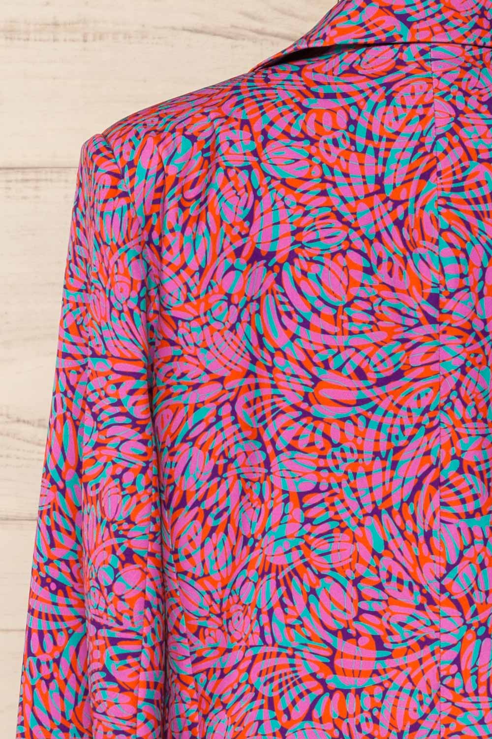 Cornella Psychedelic Pattern Blazer | La petite garçonne back close-up