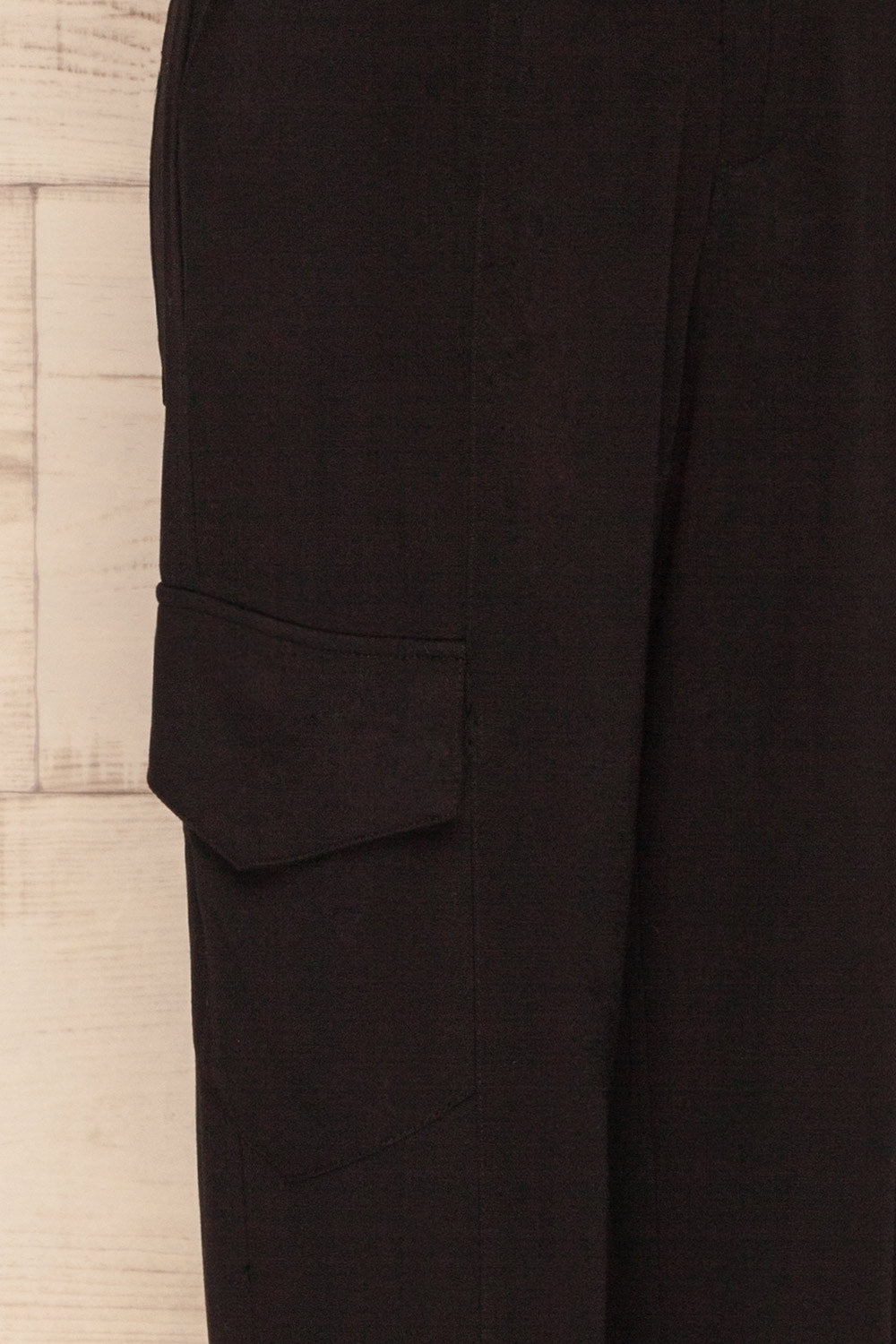 Czelads Black Cargo Pants pocket close up | La Petite Garçonne