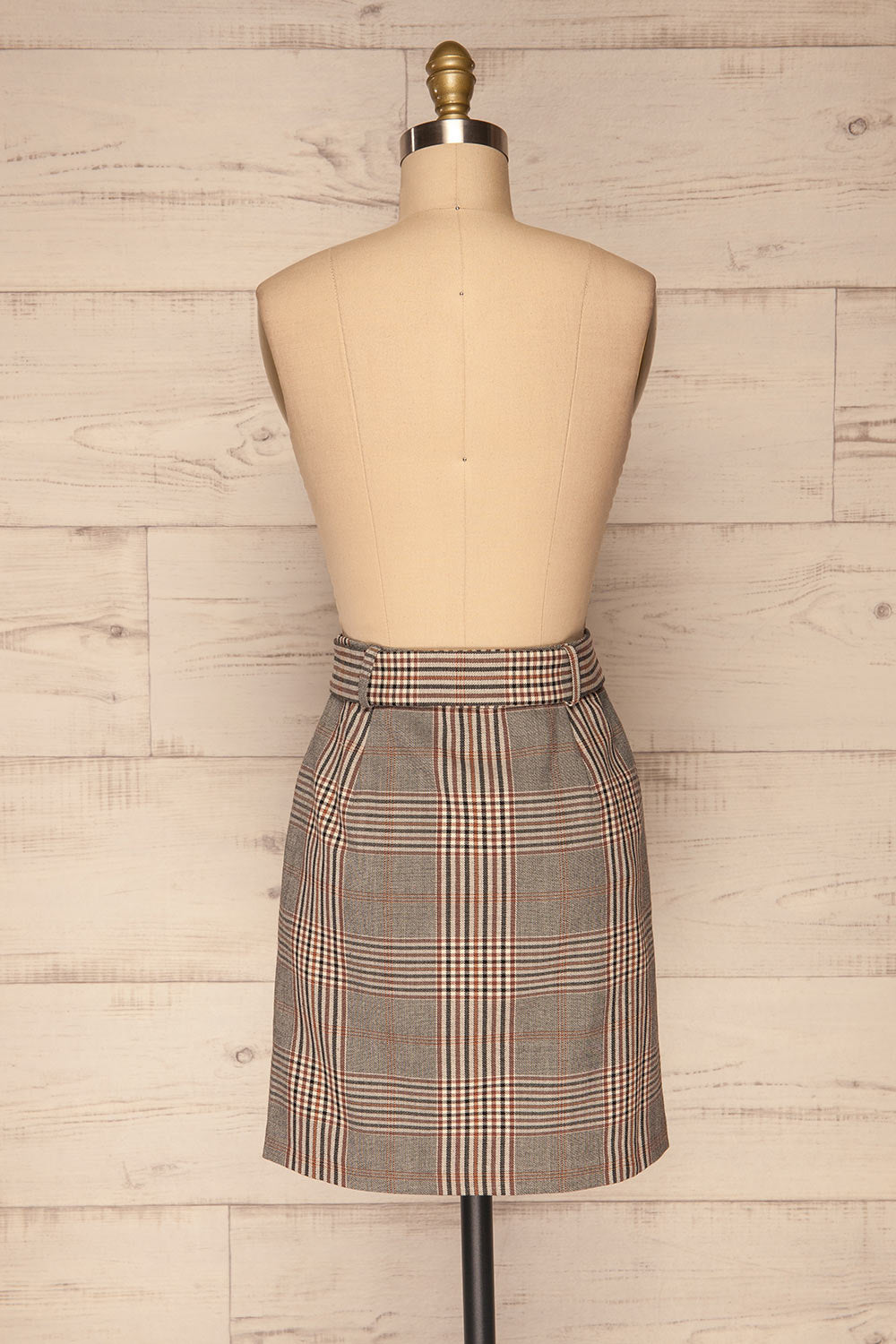 Darlington Plaid Mini Skirt | Mini Jupe | La Petite Garçonne back view