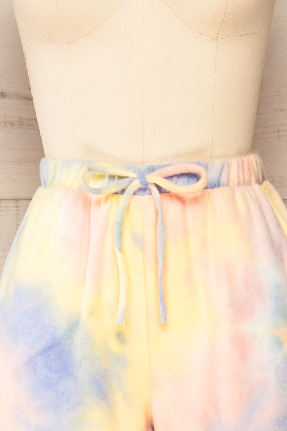 Davos Soft Tie Dye jogger pants | La petite garçonne front close-up