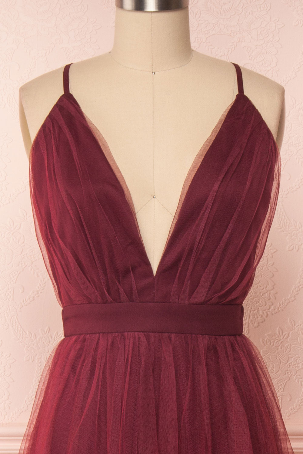 Docina Volcano Burgundy Tulle Maxi Prom Dress | FRONT CLOSE UP | Boutique 1861
