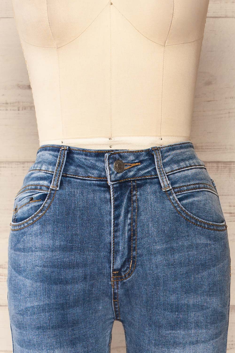 Eggjestolen High-Waisted Flared Leg Blue-Grey Jeans | La petite garçonne front close-up