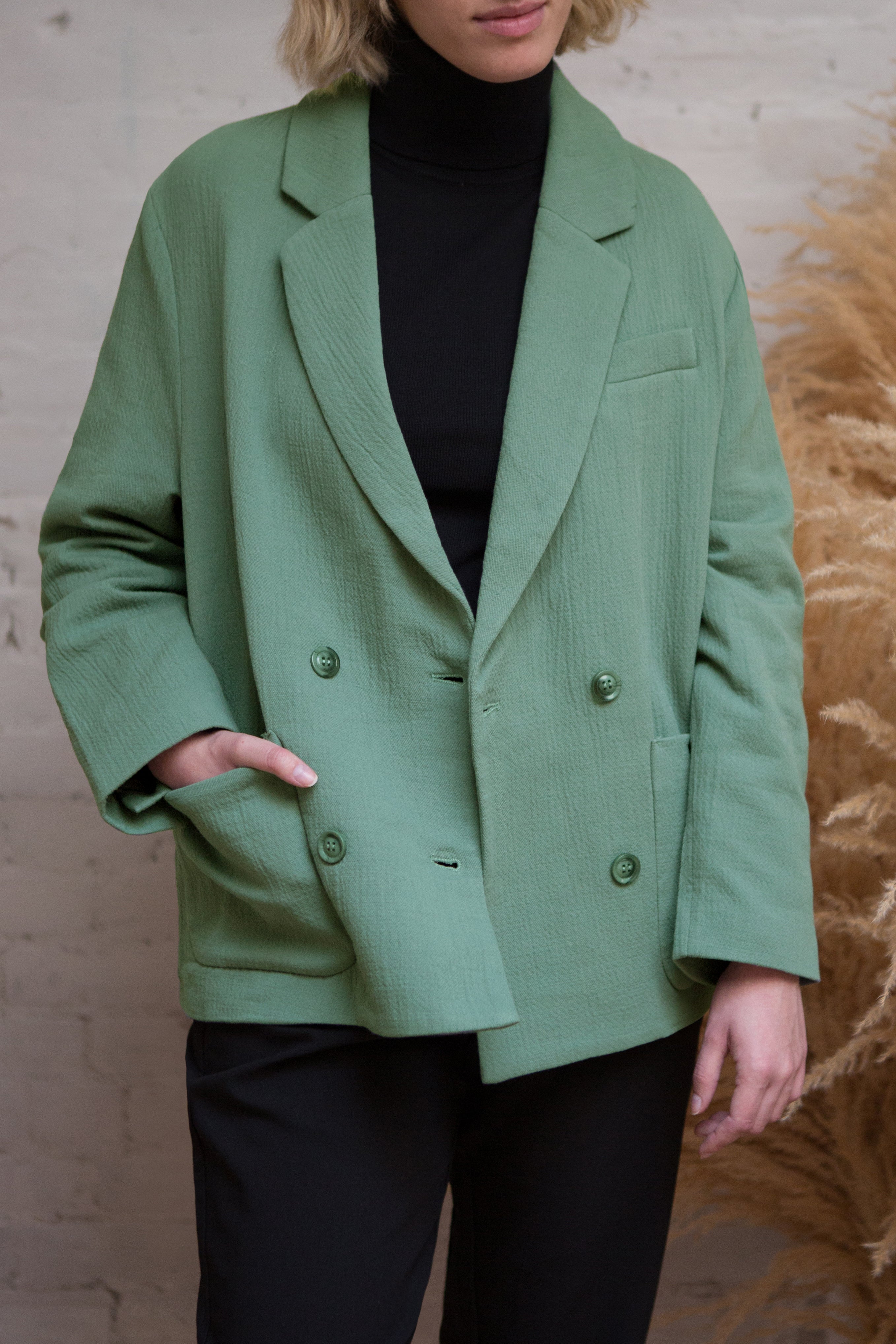 Eireine Teal Oversized Blazer w/ Pockets | La petite garçonne model