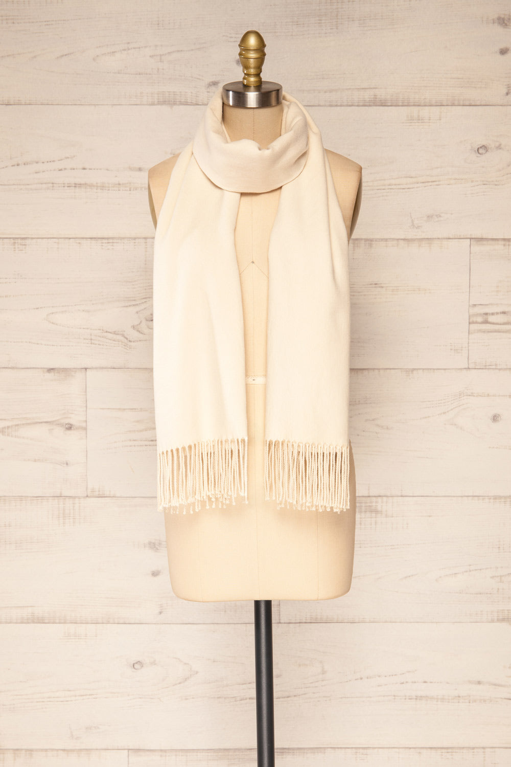 Epanouissement Ivory Soft Knit Scarf | La petite garçonne knot