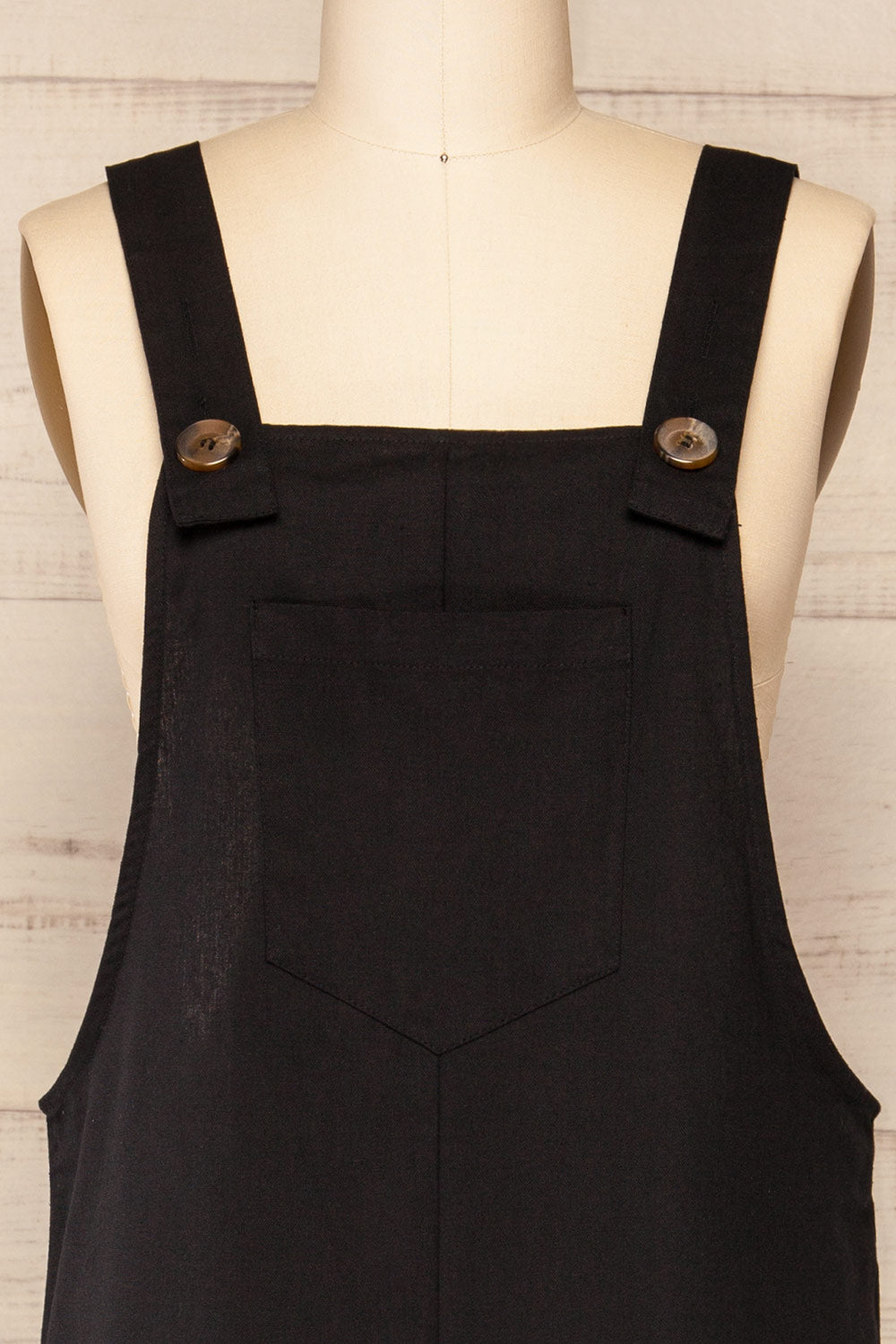 Eptakhorion Black Overalls w/ Front Pocket | La petite garçonne front close-up