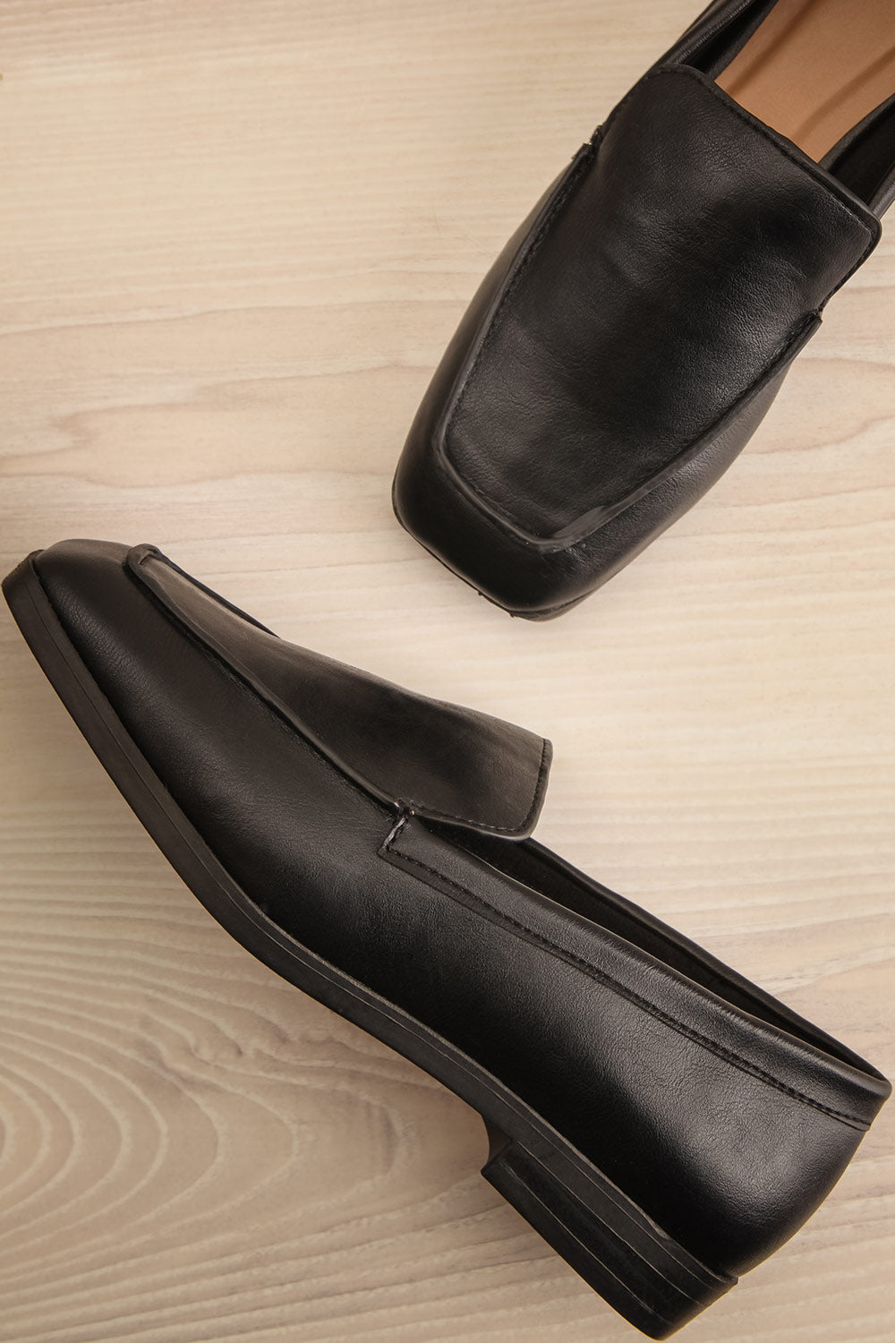 Erick Matte Black Loafers | La petite garçonne flat view