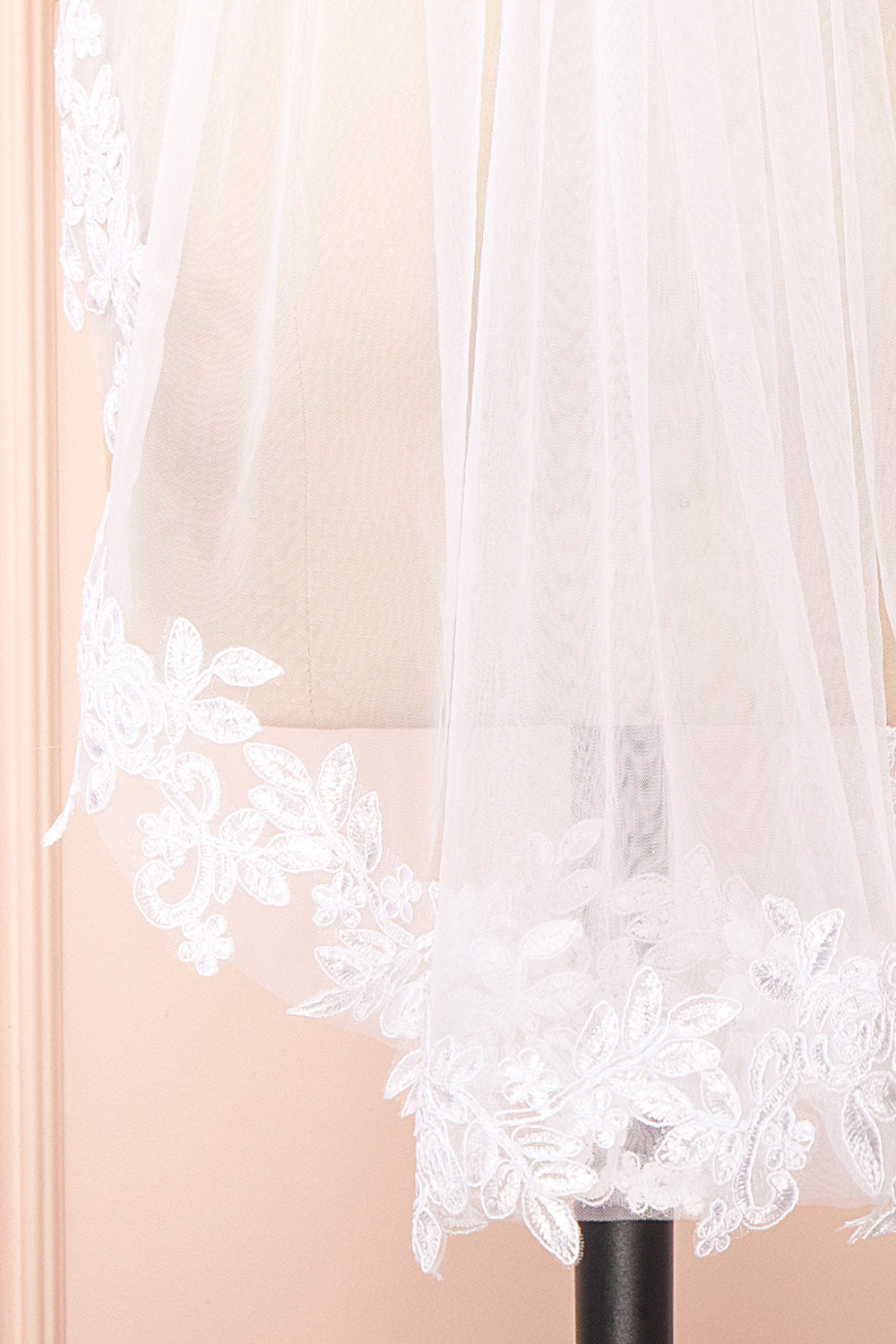Erkalim White | Mesh Wedding Veil