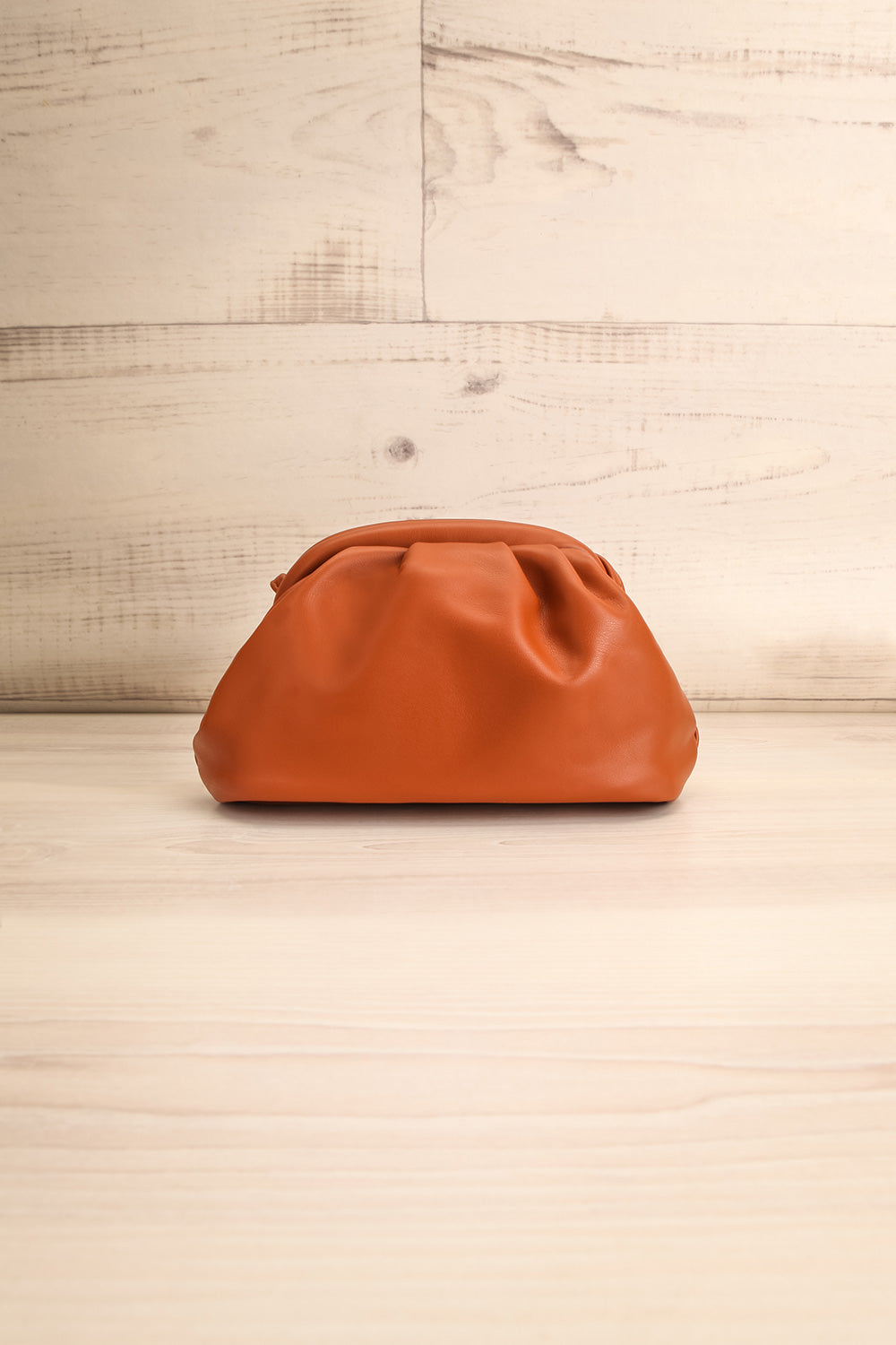 Erline Brown Crossbody Bag | Sac Brun | La Petite Garçonne front view