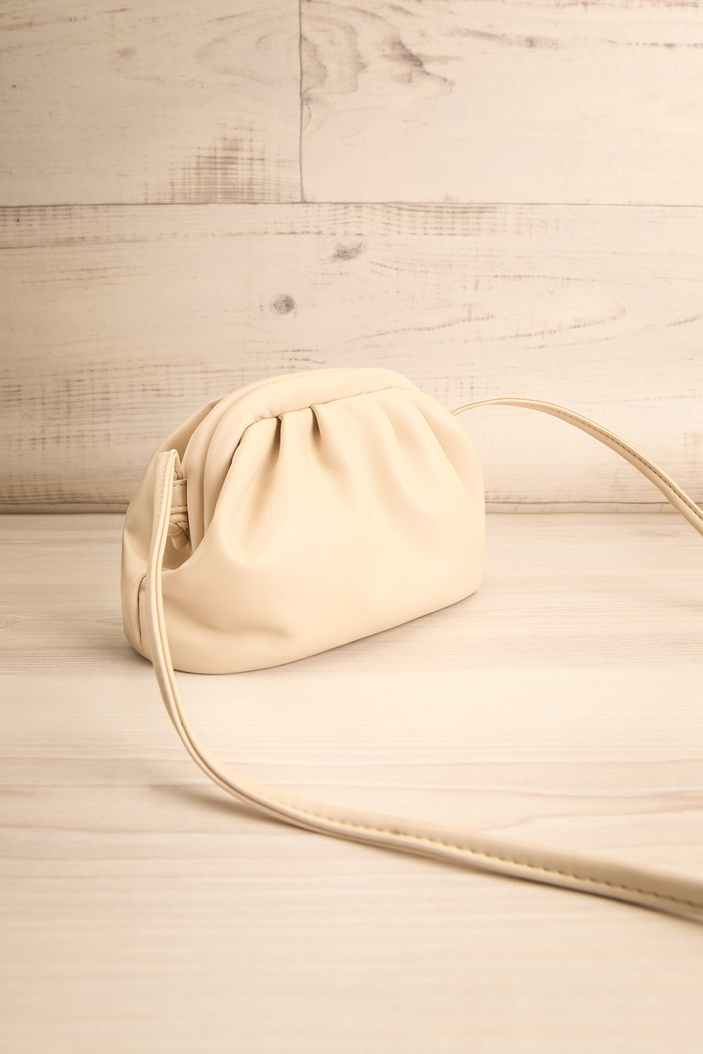 Erline Ivory Crossbody Bag | Sac Ivoire | La Petite Garçonne side view