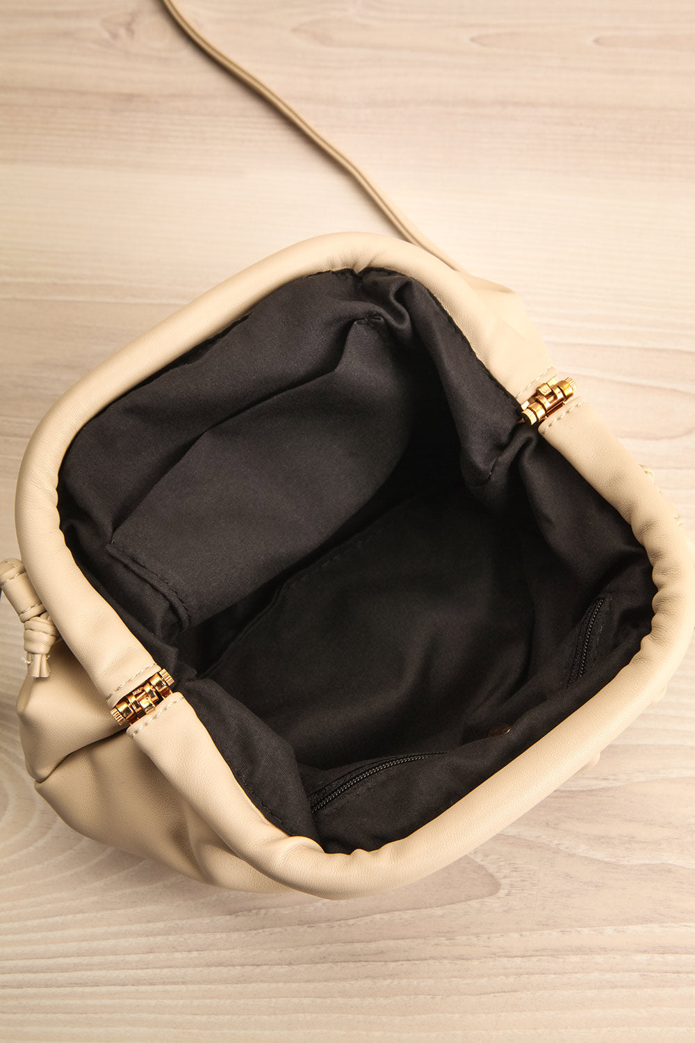 Erline Ivory Crossbody Bag | Sac Ivoire | La Petite Garçonne inside view