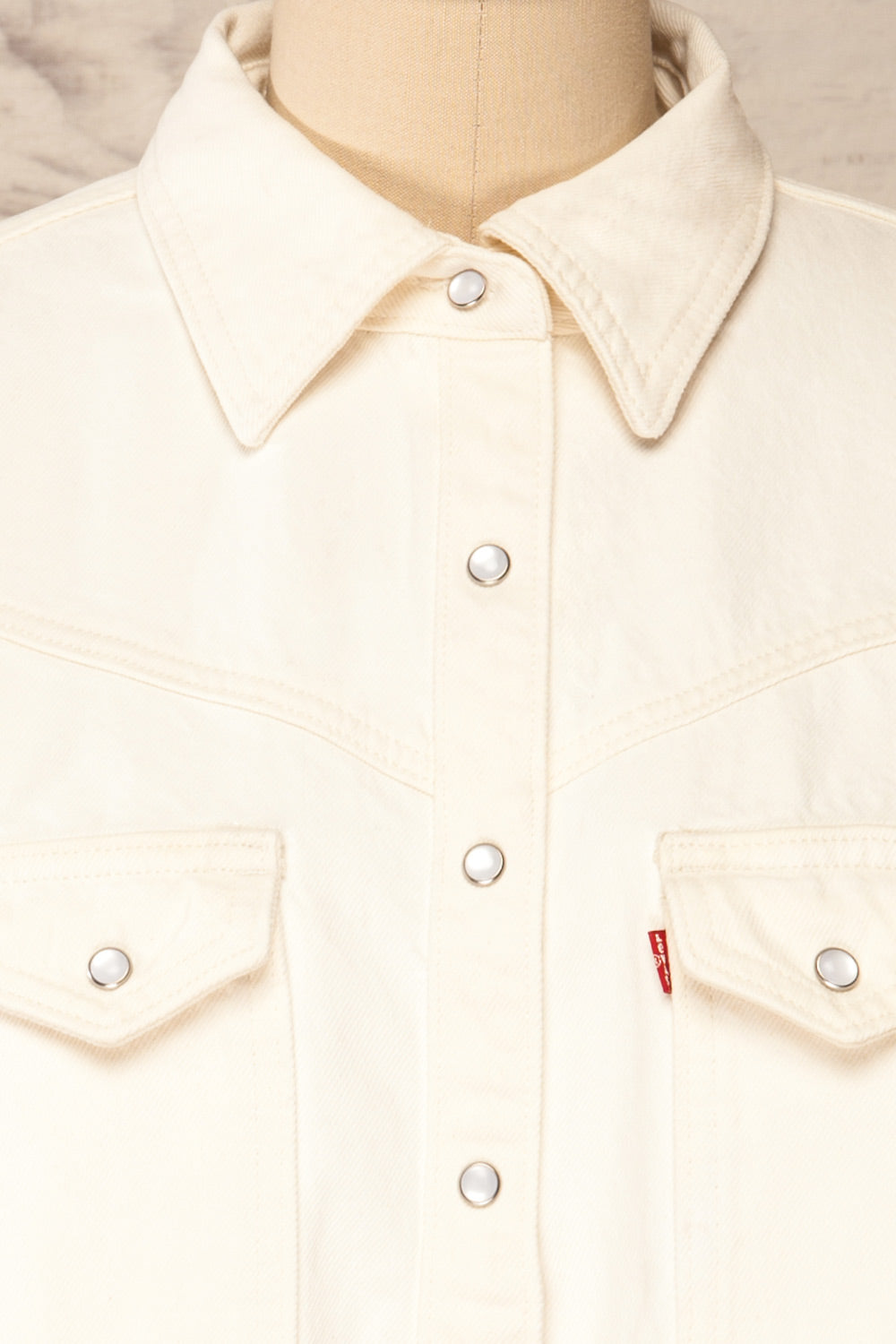 Estepona Oversized Denim Shacket | La petite garçonne closed front close-up