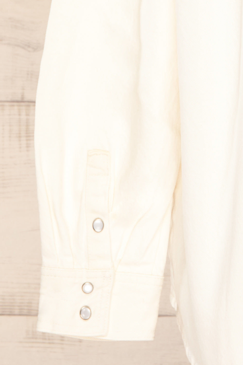 Estepona Oversized Denim Shacket | La petite garçonne bottom close-up