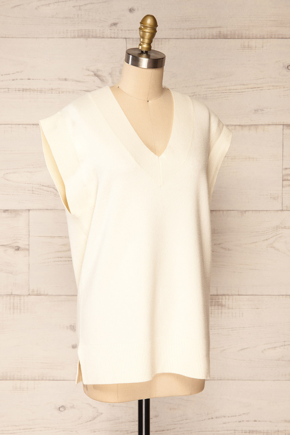 Ferrol Ivory Sleeveless Knit Vest | La petite garçonne side view