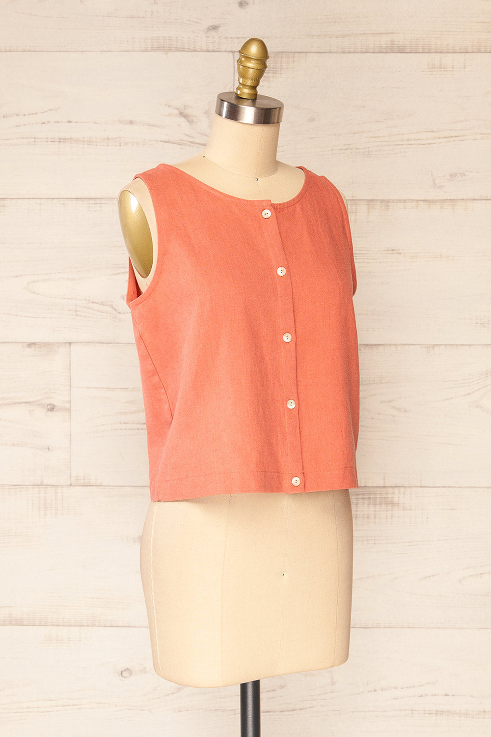 Fiordi Coral Large Straps Button-Up Tank Top | La petite garçonne side view