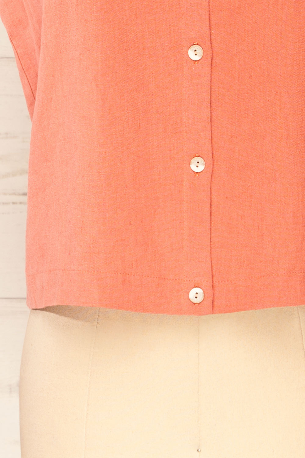 Fiordi Coral Large Straps Button-Up Tank Top | La petite garçonne bottom