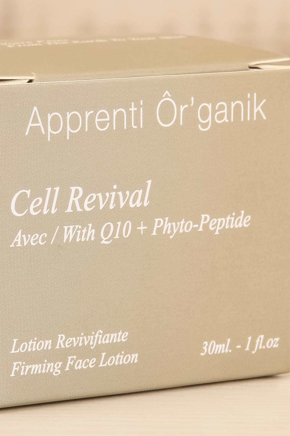 Firming Face Lotion | Maison garçonne box close-up