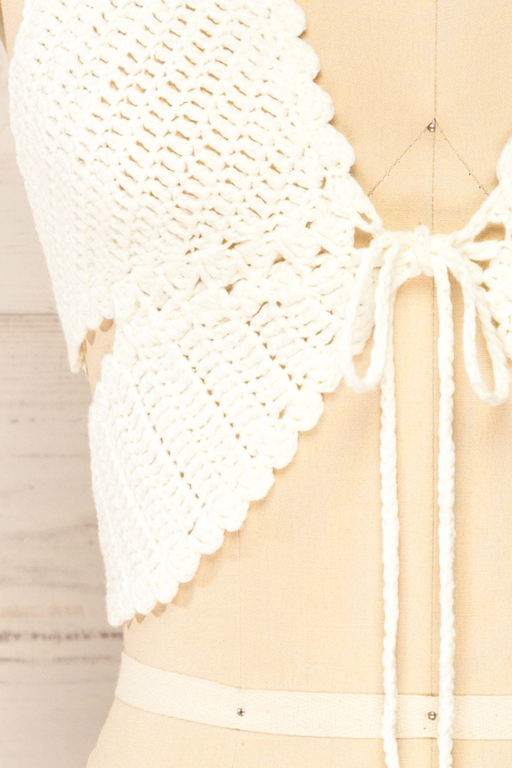 Flos Ivory Crochet Crop Top | La petite garçonne bottom