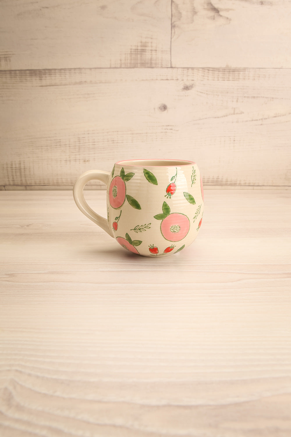 Frappé Beige Mug with Fruits and Leaves | La petite garçonne