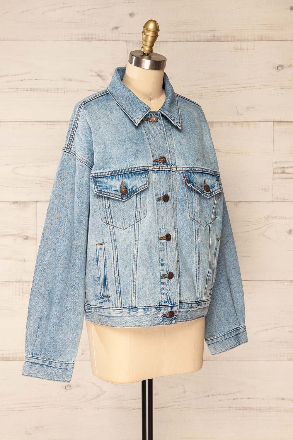 Frontera Oversized Denim Jacket | La petite garçonne side view