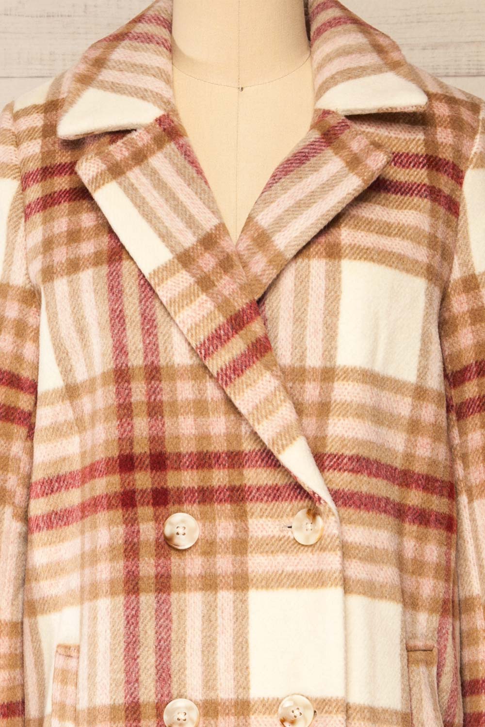 Fuenlabrada Plaid Trench Coat | La petite garçonne front close-up