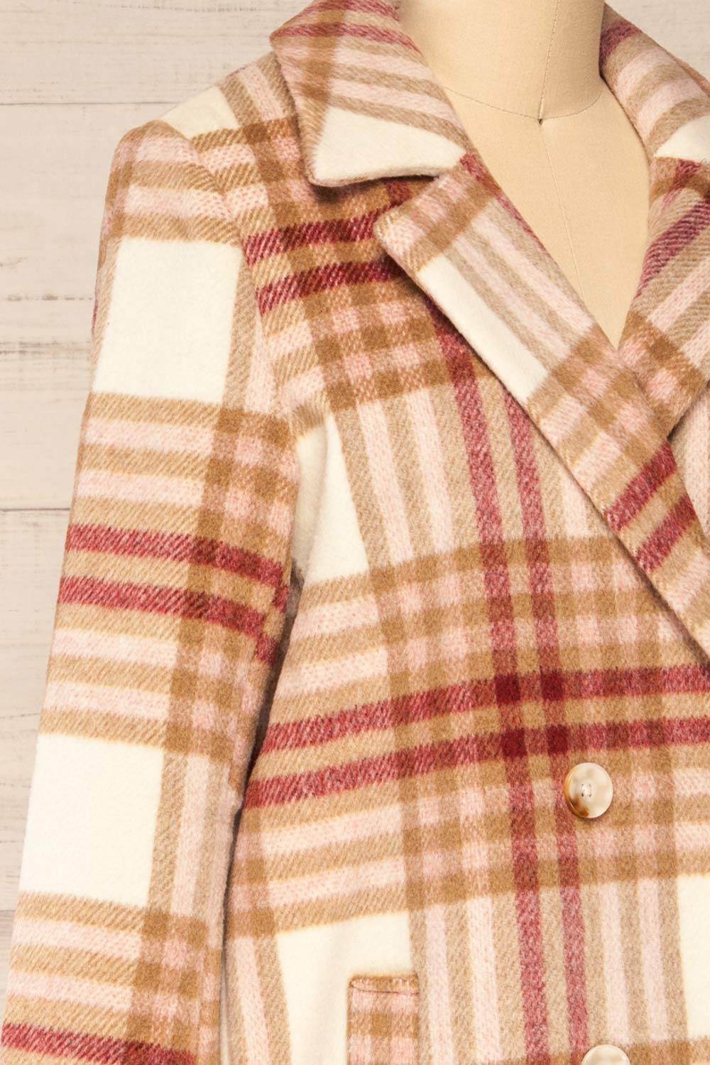 Fuenlabrada Plaid Trench Coat | La petite garçonne side close-up