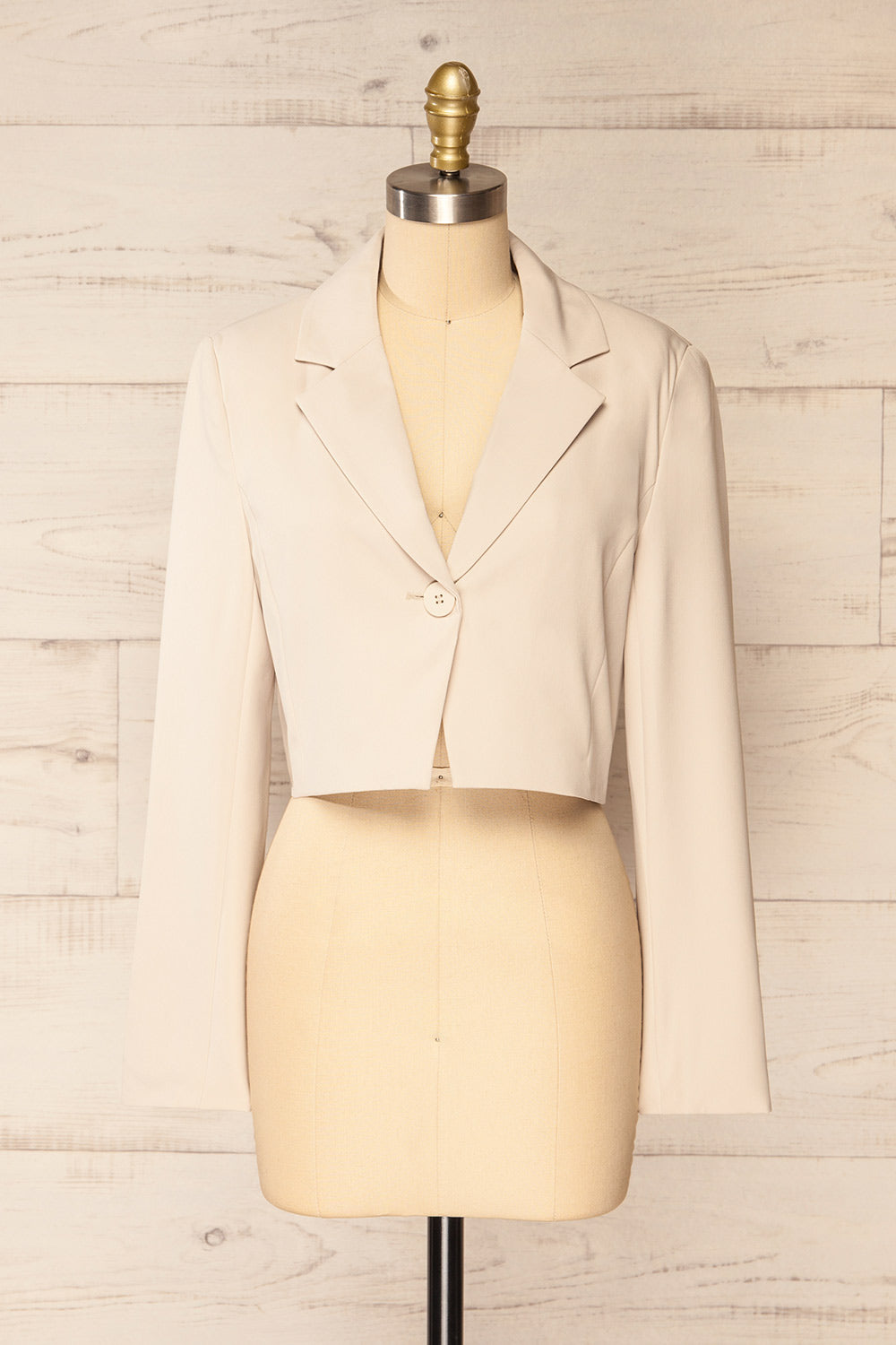 Gaborone Beige Cropped Blazer | La petite garçonne front view