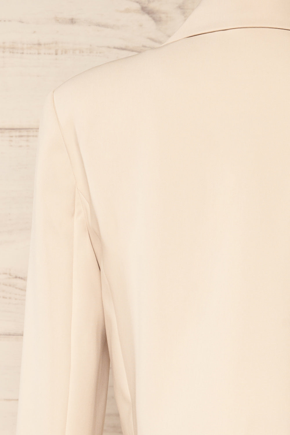 Gaborone Beige Cropped Blazer | La petite garçonne back close-up