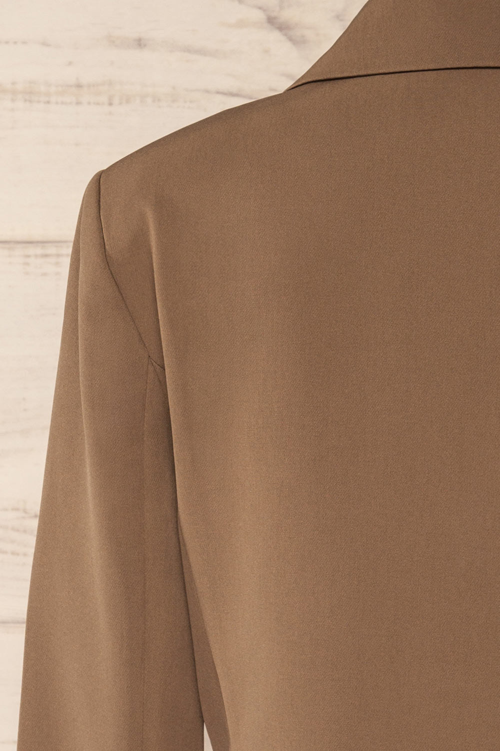 Gaborone Brown Cropped Blazer | La petite garçonne back close-up
