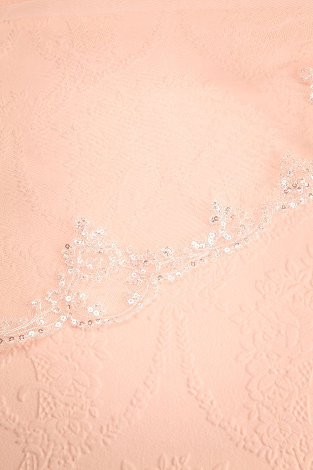 Galéopsis | White Wedding Veil