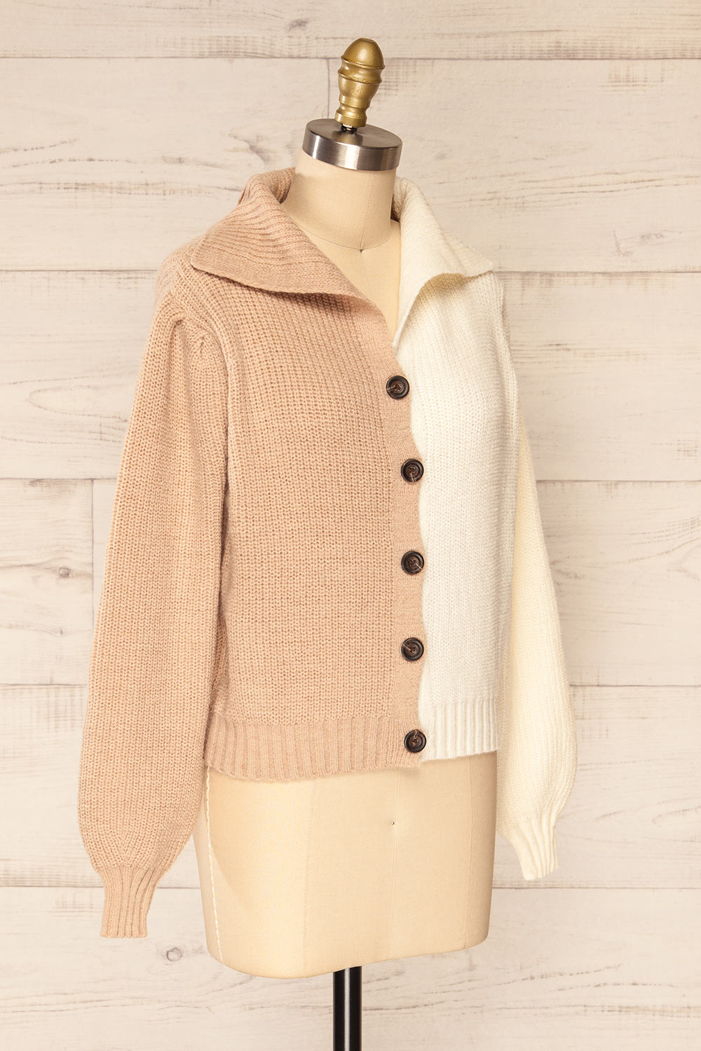 Gandie Two-Tone Wing Collar Cardigan | La petite garçonne side view