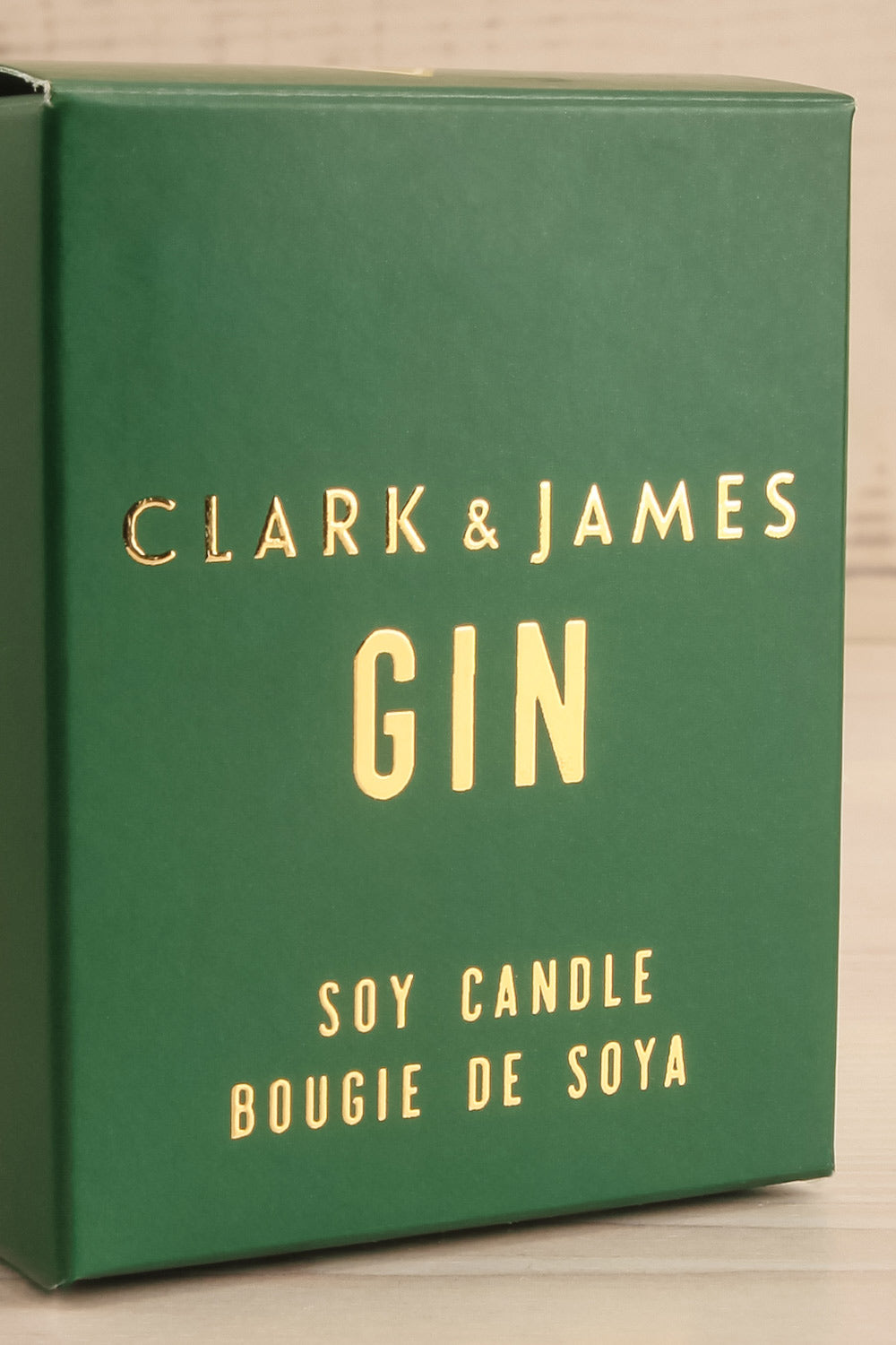 Gin Candle Soy Wax | La petite garçonne box close-up