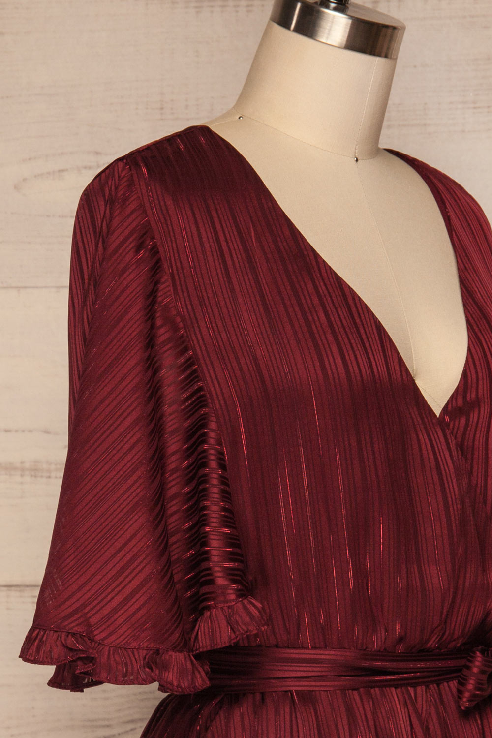 Glasgow Burgundy Romper | Combishort side close up | La Petite Garçonne