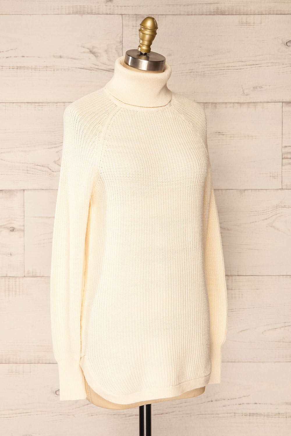 Granby Ivory Knit Turtleneck Sweater | La petite garçonne side view