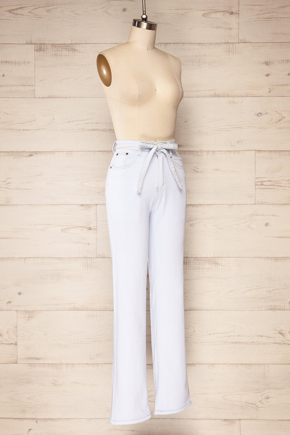 Guadalajara Mid-Rise Denim Pants w/ Belt | La petite garçonne side view