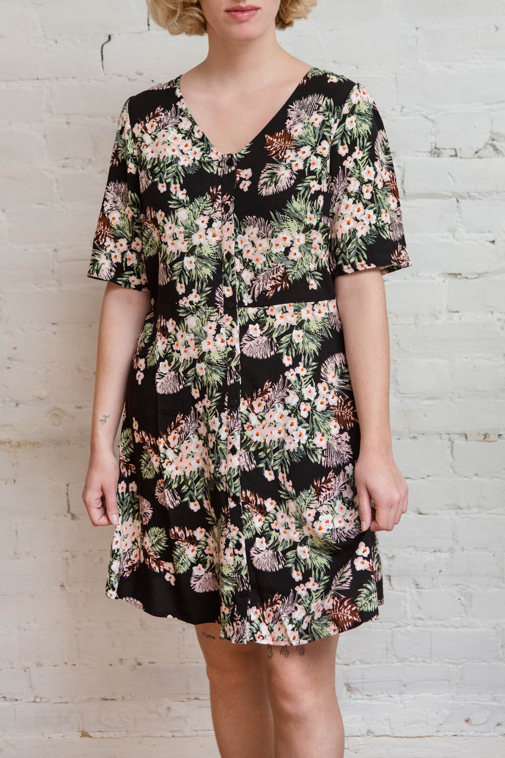 Guadalupe Black Short Floral Dress | Boutique 1861 model