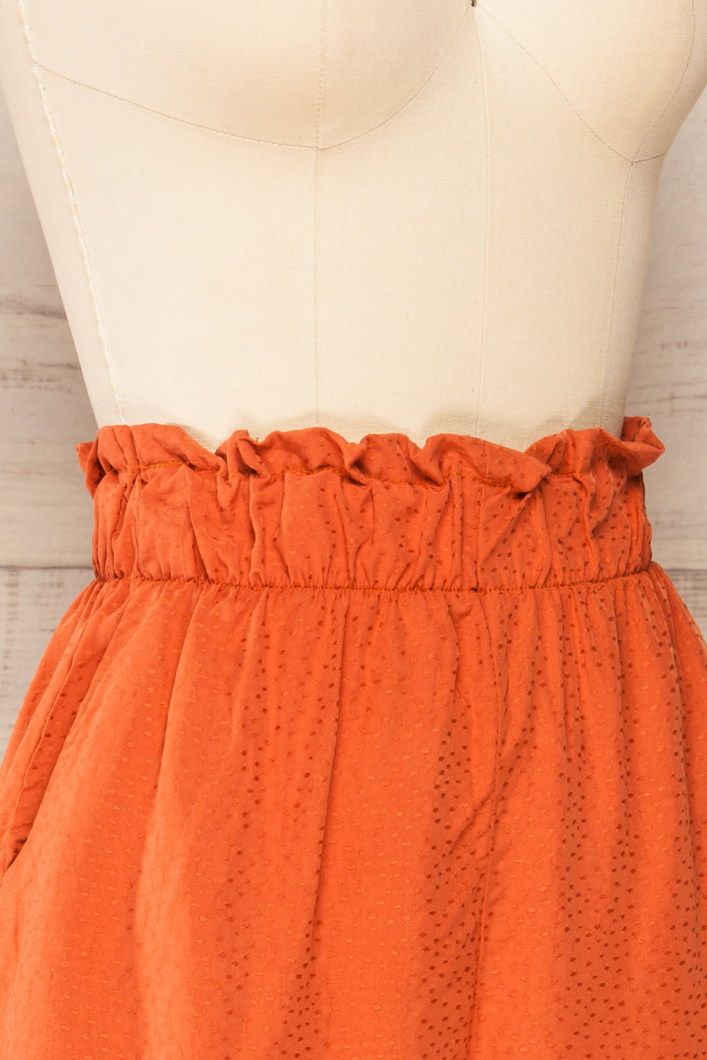 Gysele Orange High-Waisted Shorts with Pockets | La petite garçonne side close-up