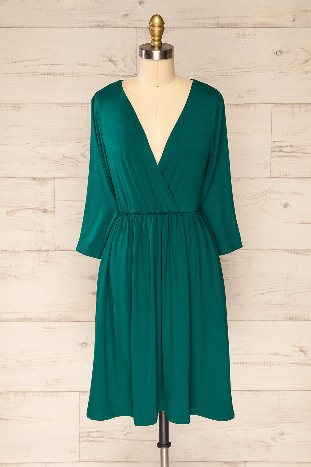 Hemili Emerald Green Wrap Neckline Short Dress | La petite garonne