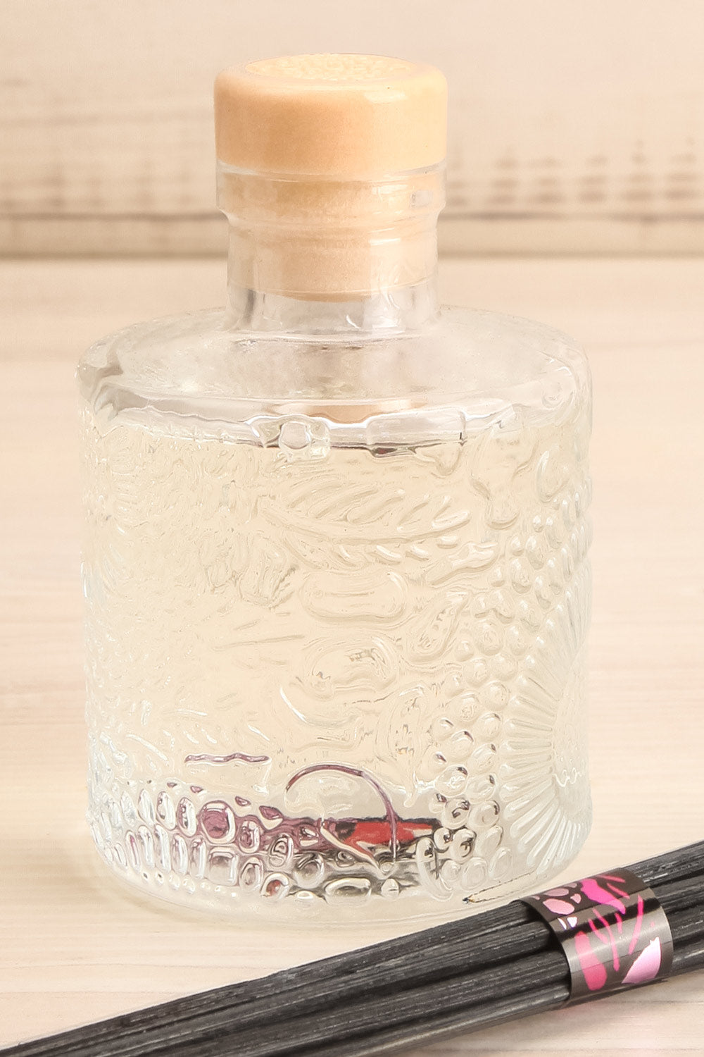 Home Diffuser Goji Tarocco Orange | La petite garçonne close-up