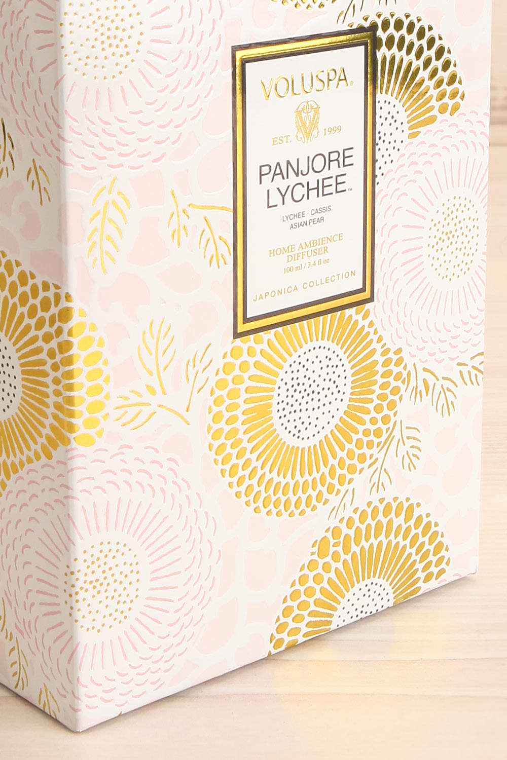 Home Diffuser Panjore Lychee | La petite garçonne box close-up