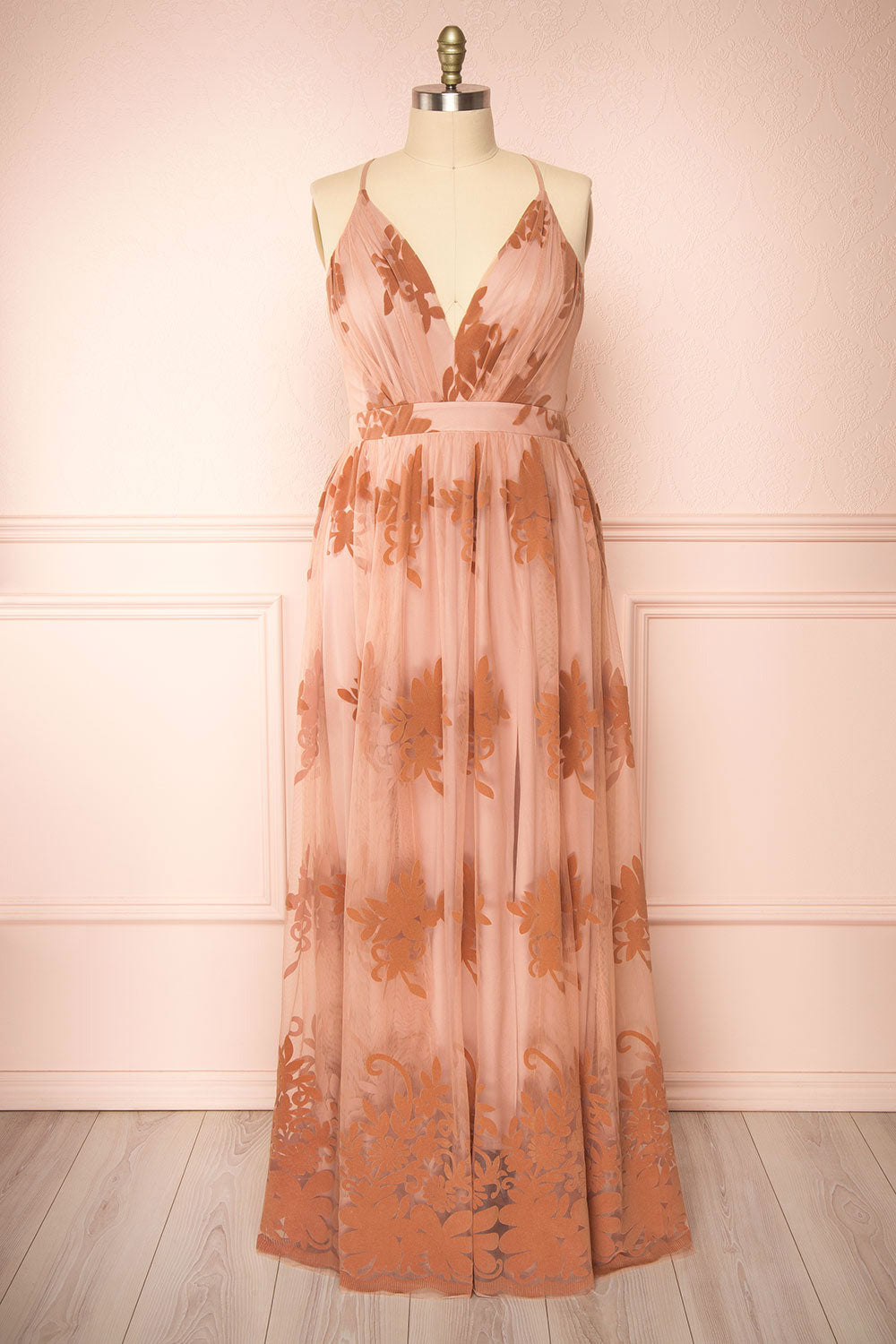 Hyade Blush Plus Size V-Neck Floral Maxi Dress