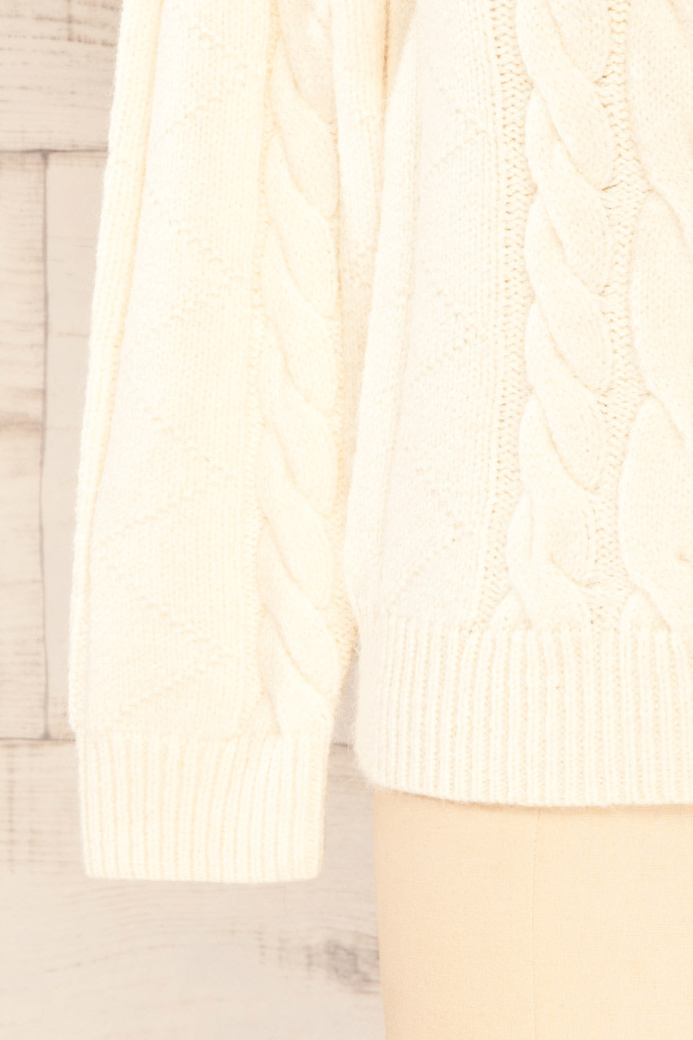 Invera Cream Knitted Sweater | La petite garçonne sleeve