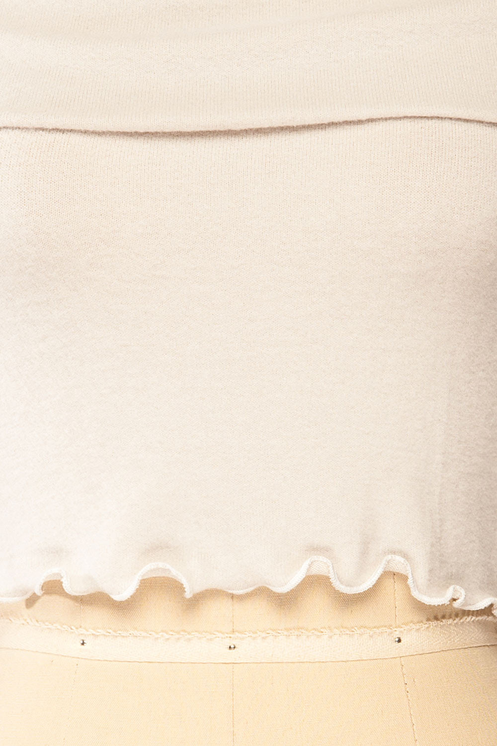 Jacelyt Off-Shoulder Long Sleeve Crop Top | La petite garçonne fabric